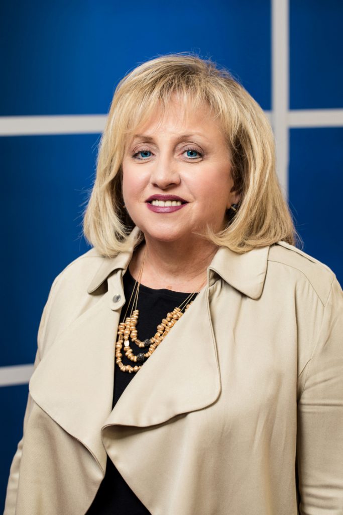 Shannon Cambron professional head shot